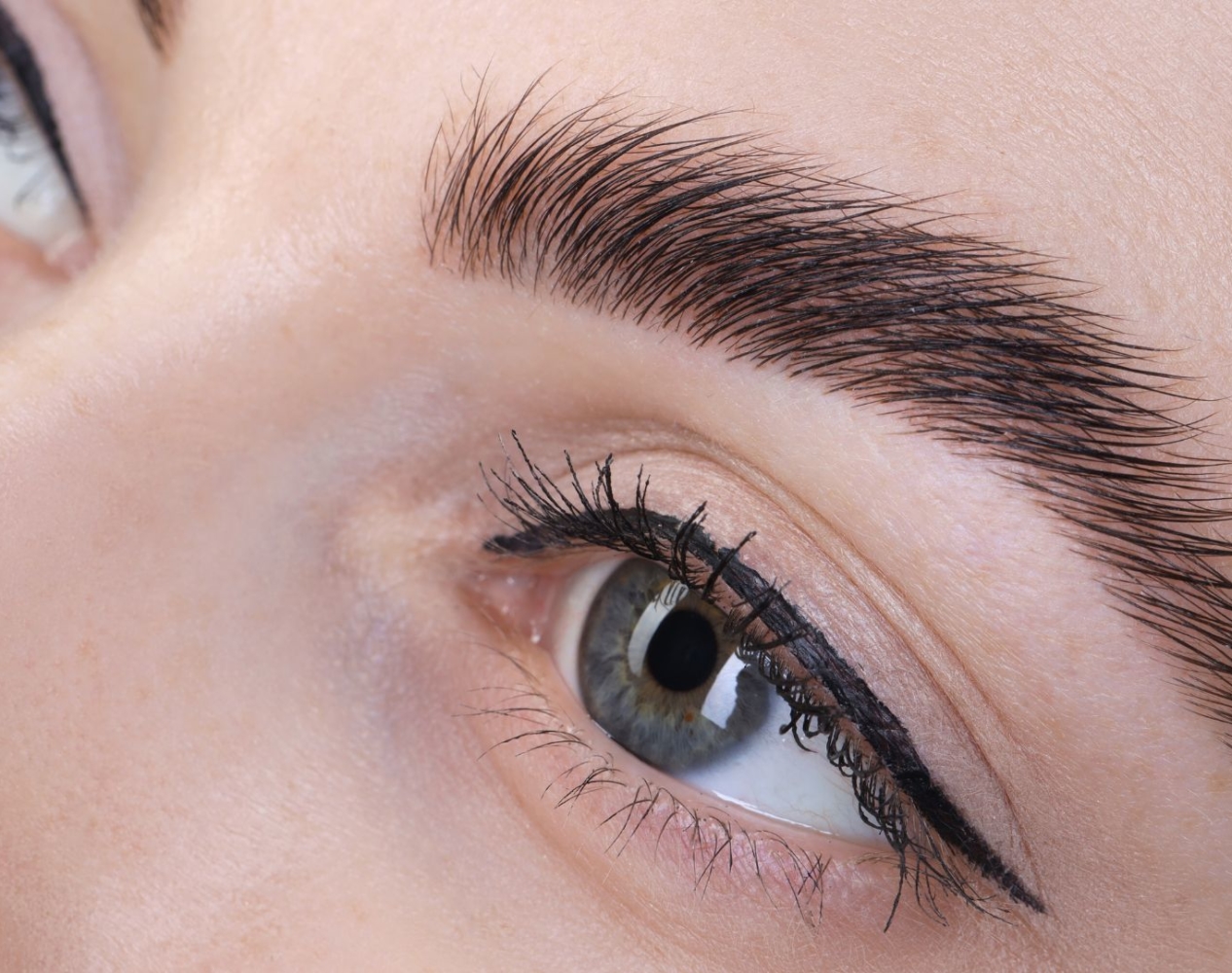 brow shape trikwan eye cocktail